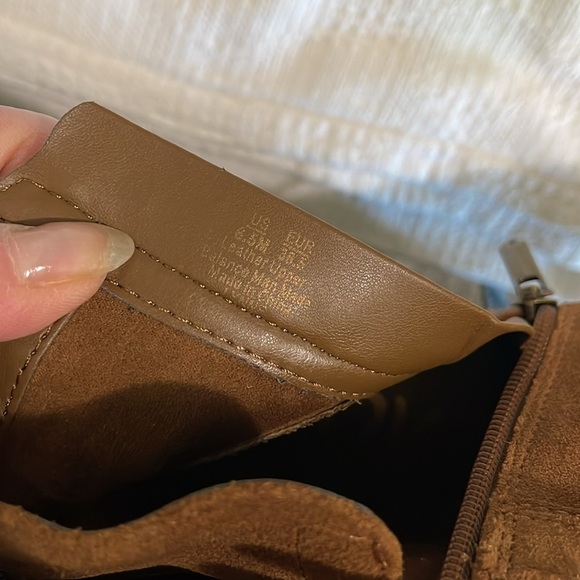 SAM EDELMAN- brown suede buckle booties - NWOT - Picture 6 of 6